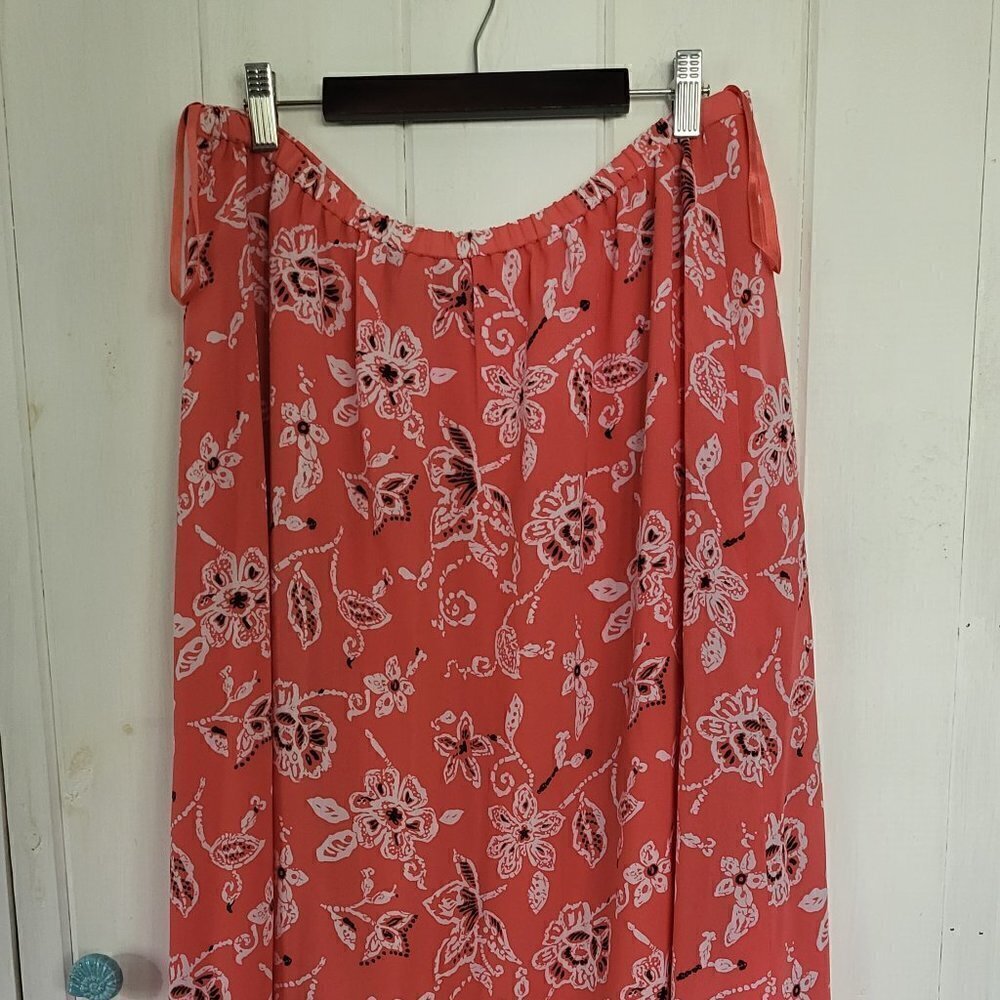 Flat Front Elastic Back Floral Skirt Size 16W